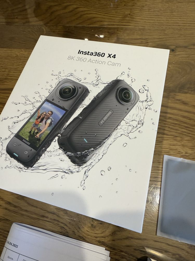 Камера Insta 360 X4