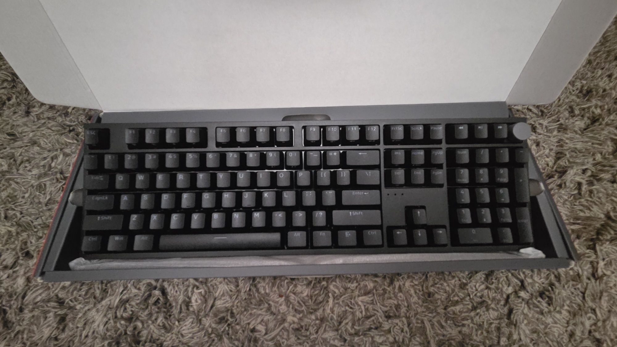 Klawiatura Genesis Thor 404