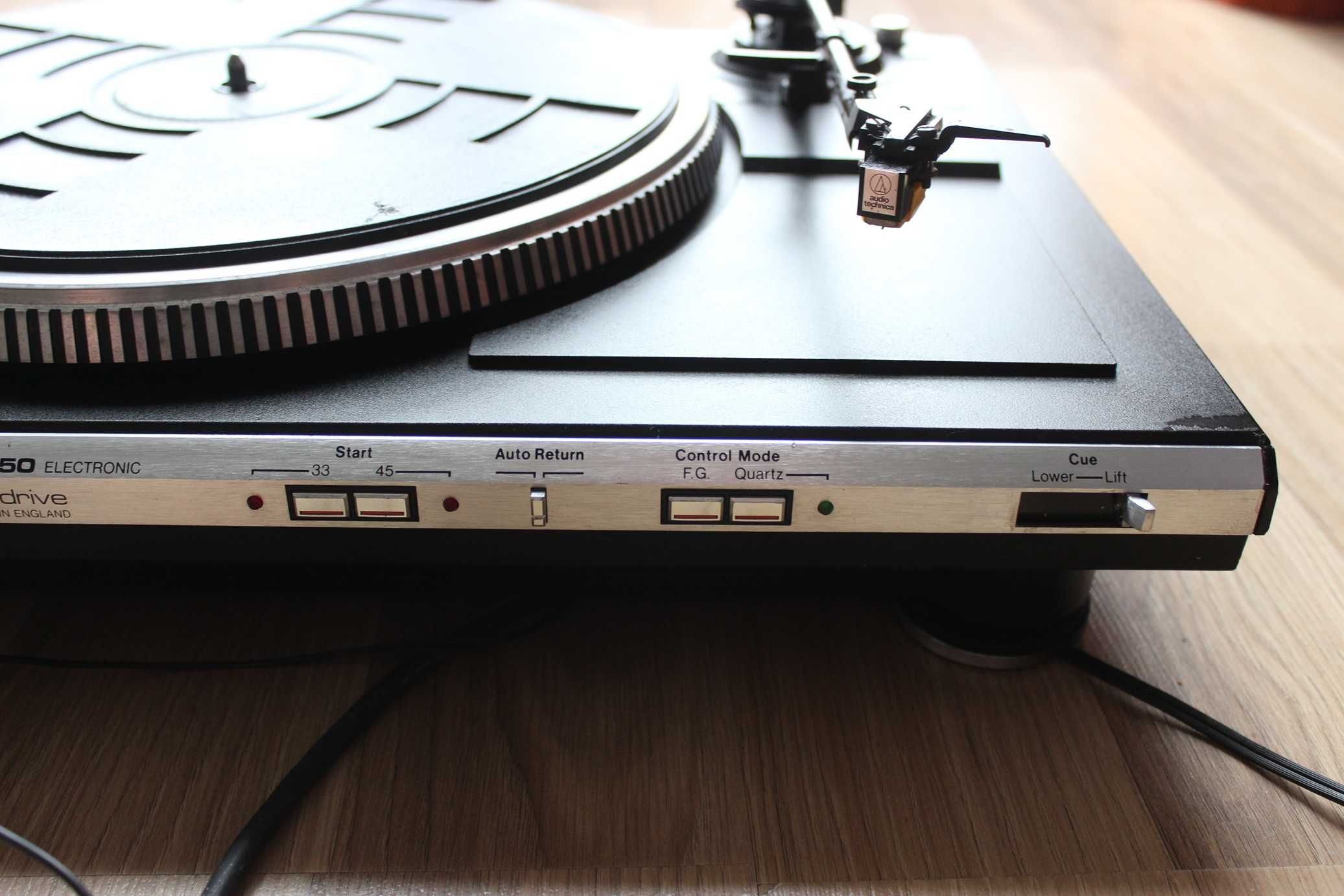 Gramofon Garrard  Quartz DDQ 650