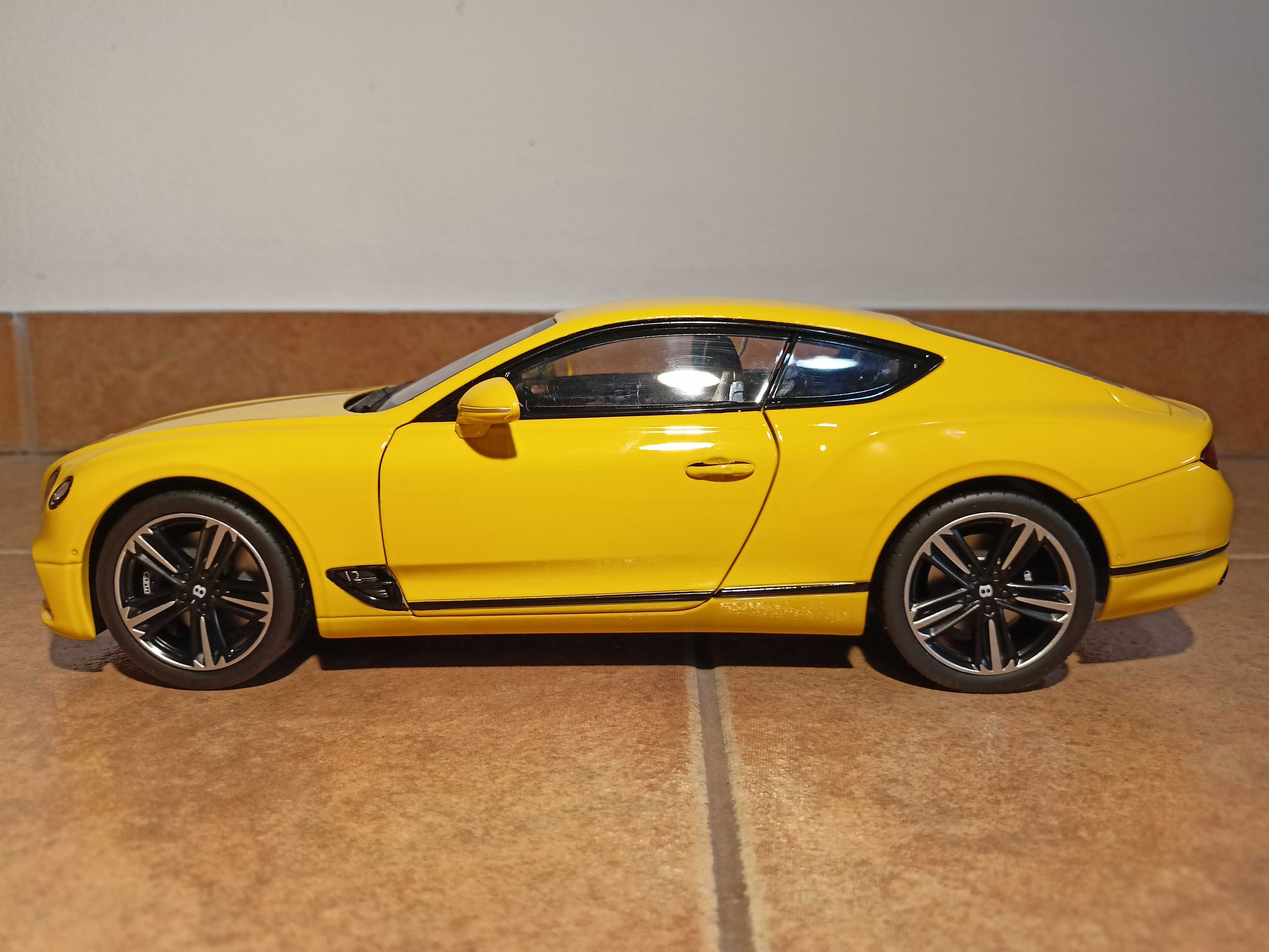 Bentley Continental GT 2018 model w skali 1:18 Norev/otwierane element