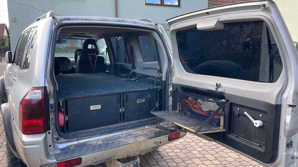 Zabudowa wyprawowa, dwie szuflady z łóżkiem pod Pajero 3 i inne