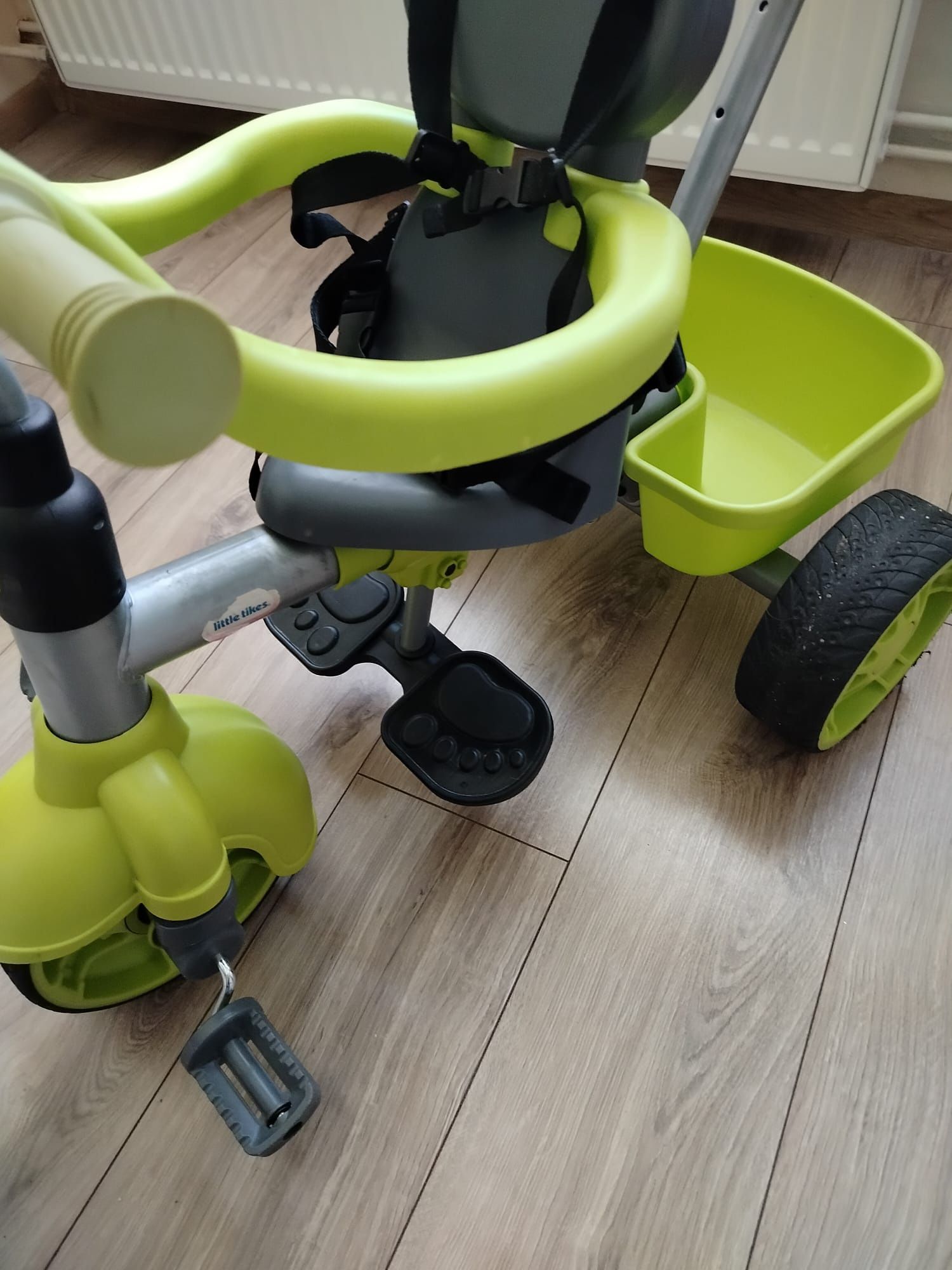 Trójkołowy rowerek Little Tikes