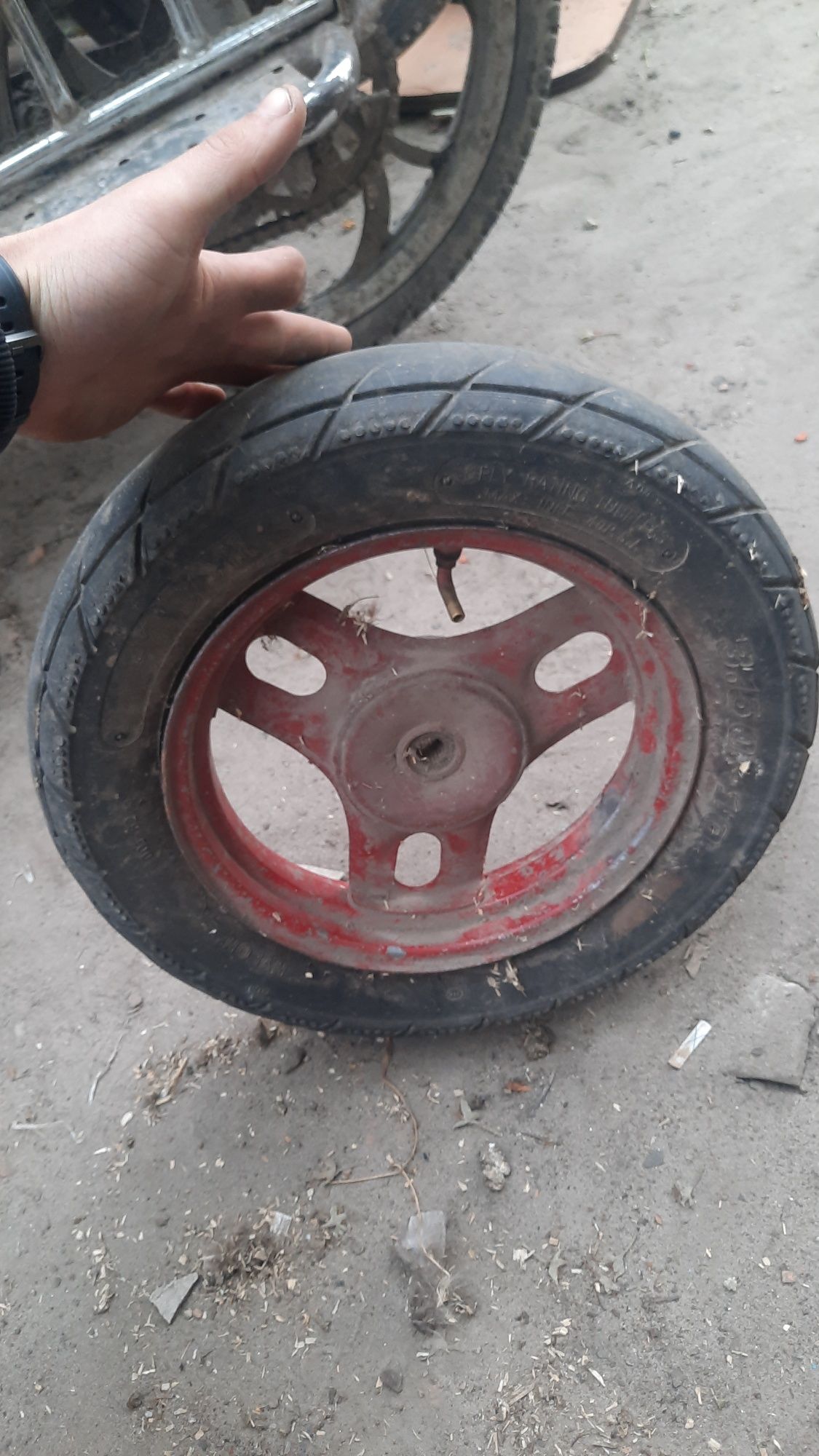Продам задне колесо на скутер хонда дио взборі