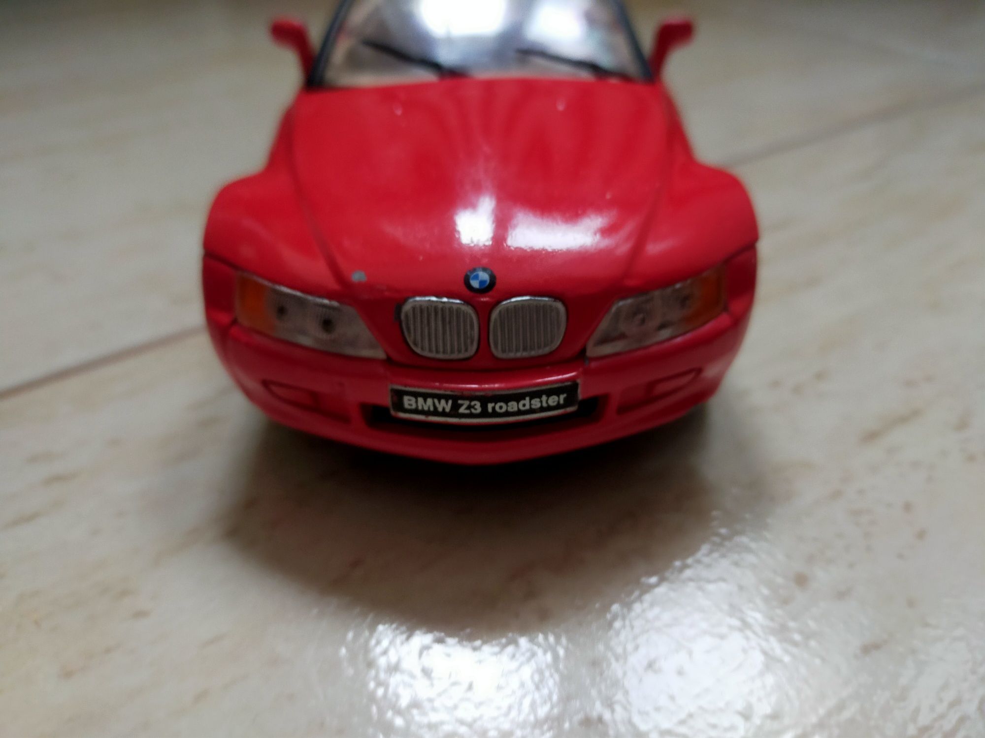 BMW Z3 roadster skala 1:24 jak bburago welly maisto