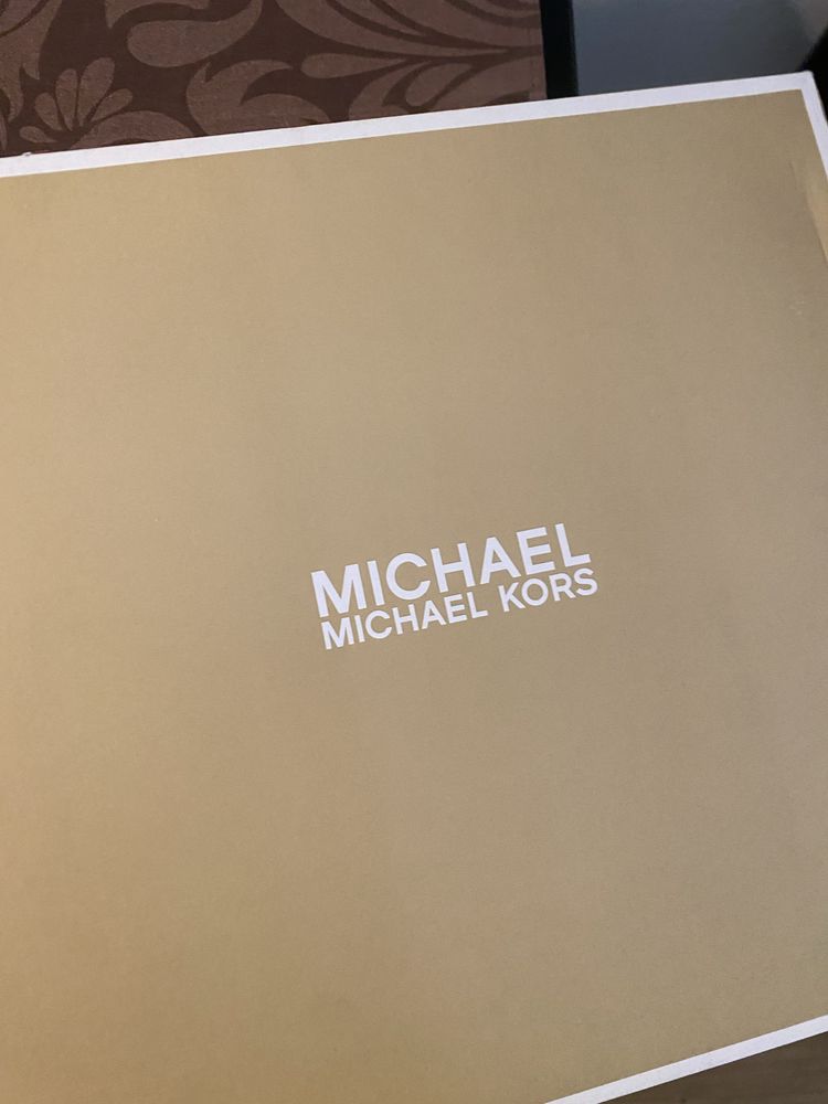 Bota Michael Kors usada 1 vez