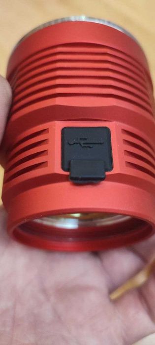 Фонарик Convoy 4X18A SBT90.2 красный