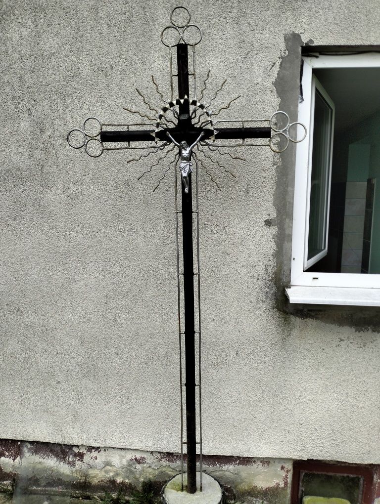 Stary Krzyż metalowy kuty Pan Jezus kapliczka nagrobny krucyfiks PRL