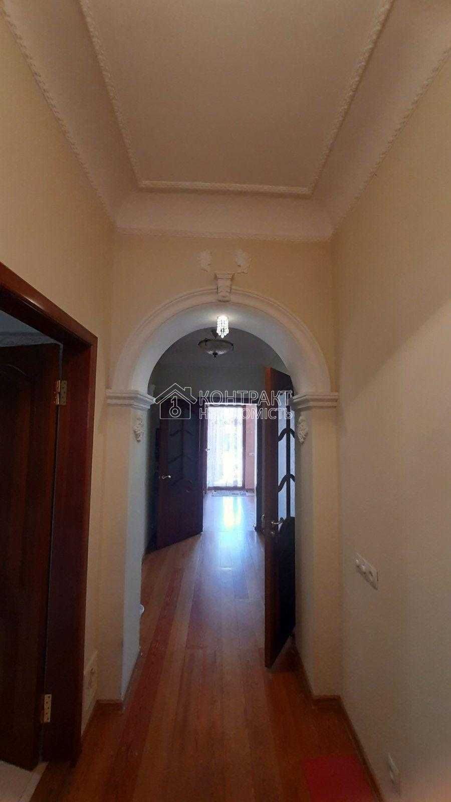 Продам будинок в місті 92м2, земля 8 соток