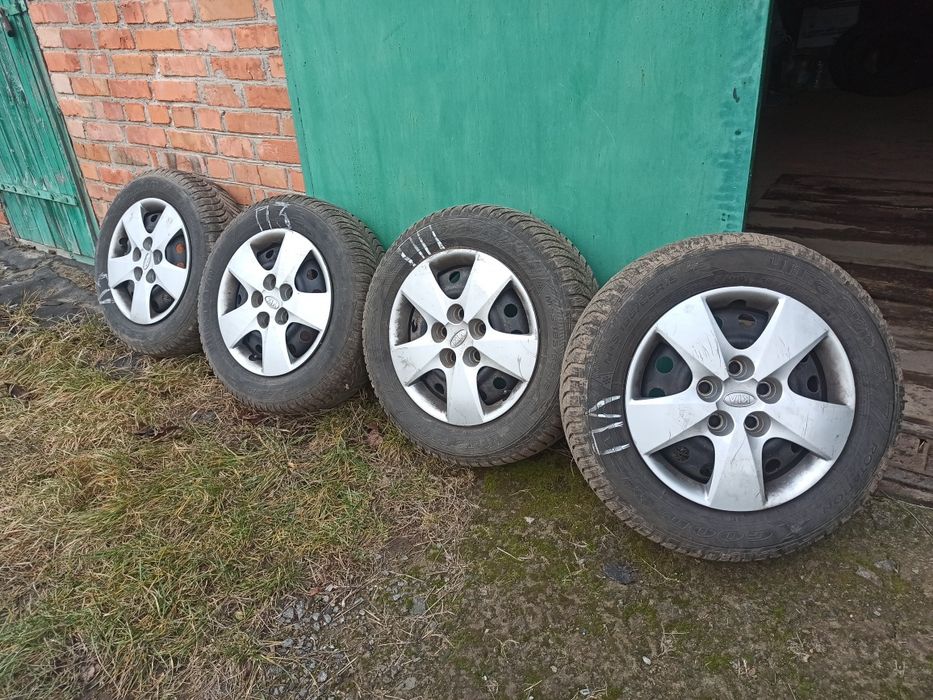 Колеса в зборі + ковпаки оригінал KIA ceed