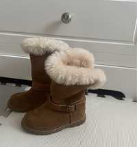 Buty ugg plus kilka ubranek gratis