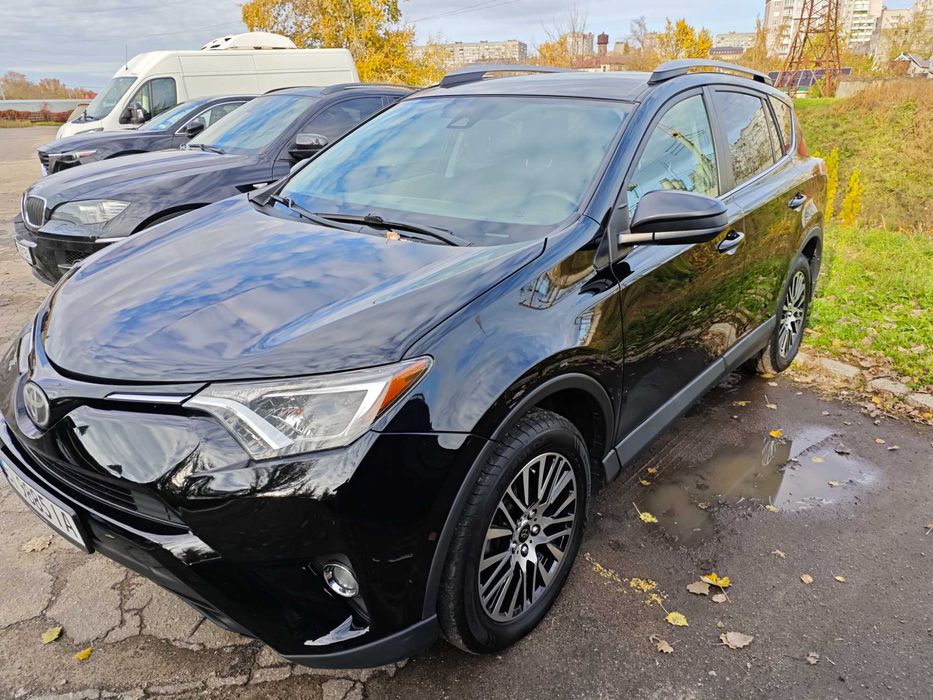 Продам Тойота Рав4