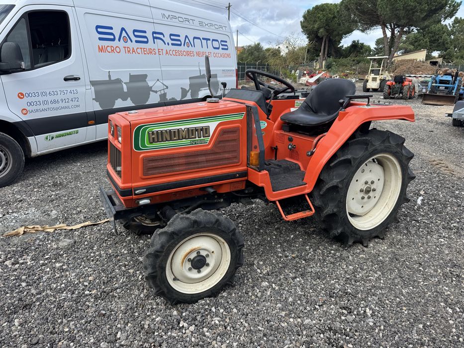 Trator Hnomoto motor 3 cilindros 20cv 4x4