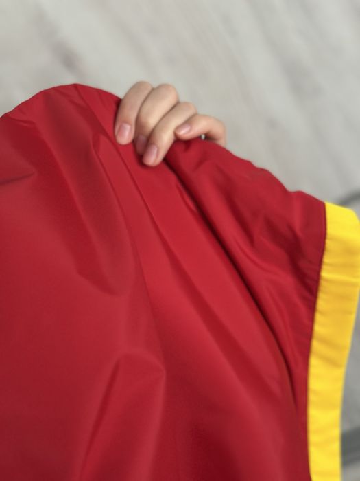 Вітровка (дощовик) жіноча