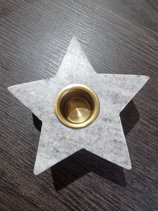 Świecznik pojedyńczy marmur