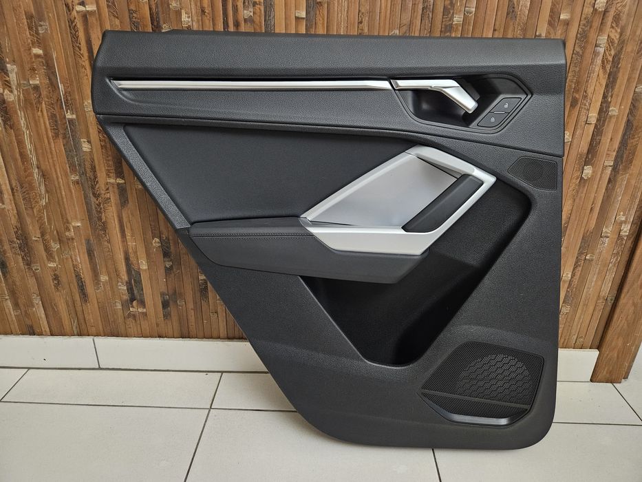 Дверна карта ліва задня Audi Q3 83A.899.N1D.C