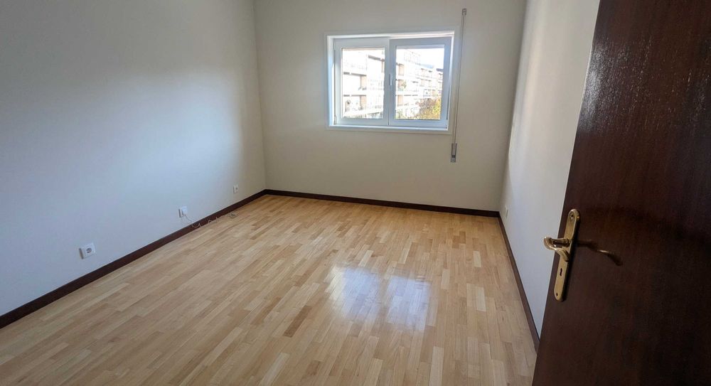 Apartamento T3 remodelado e pronto a habitar!