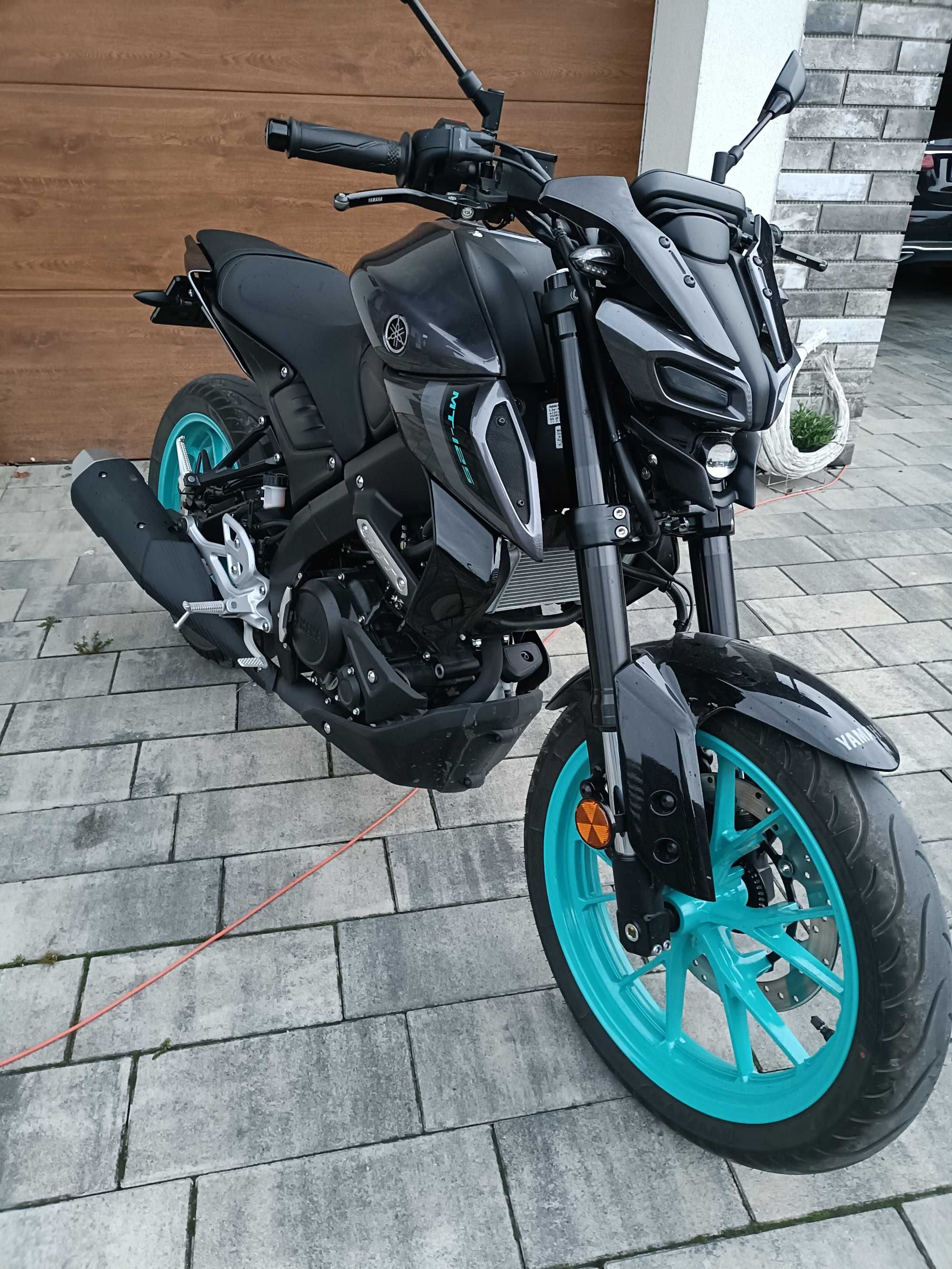 Motocykl Yamaha 125 MT