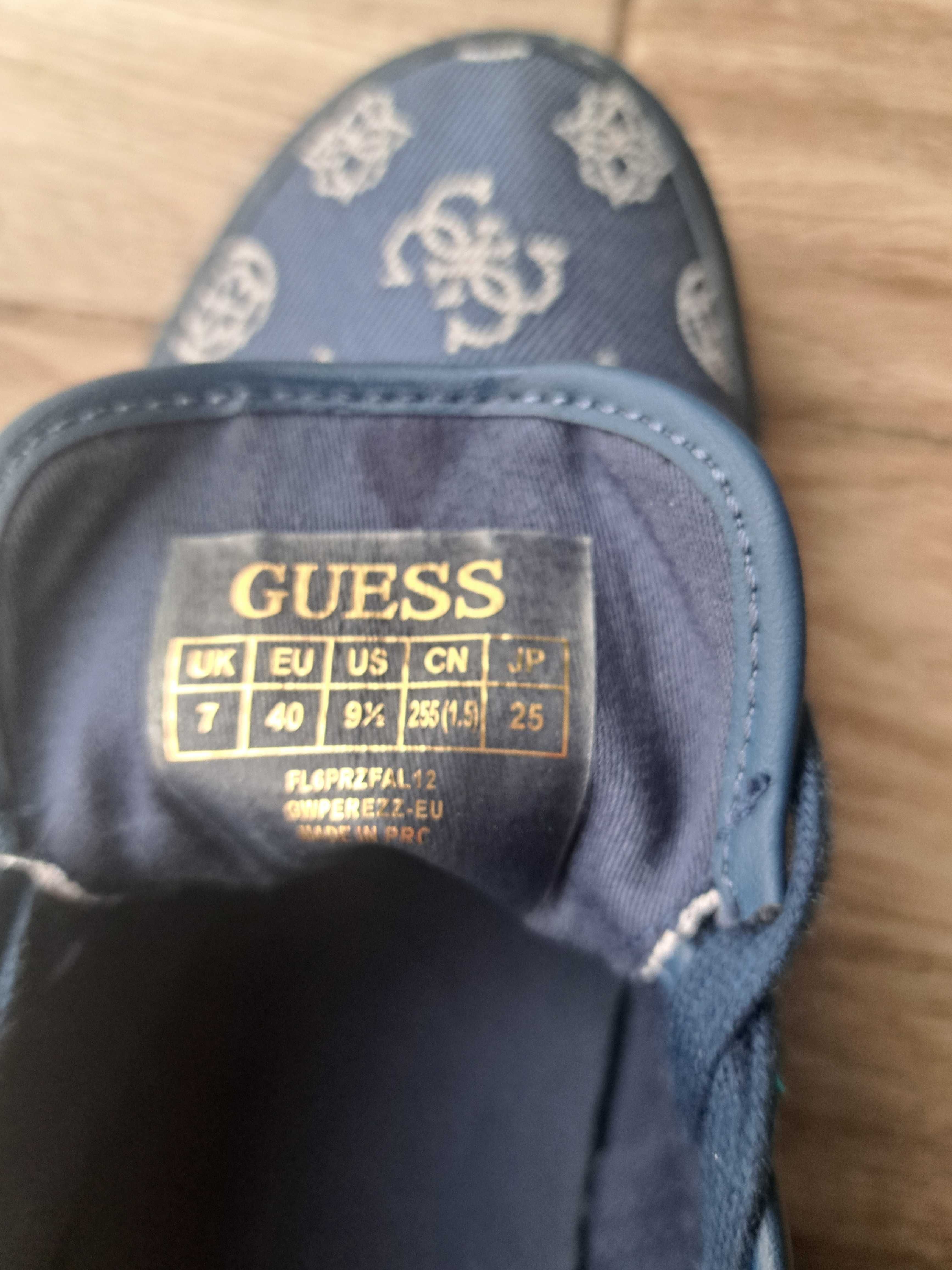 Tanisówki z ekoskóry Guess 40