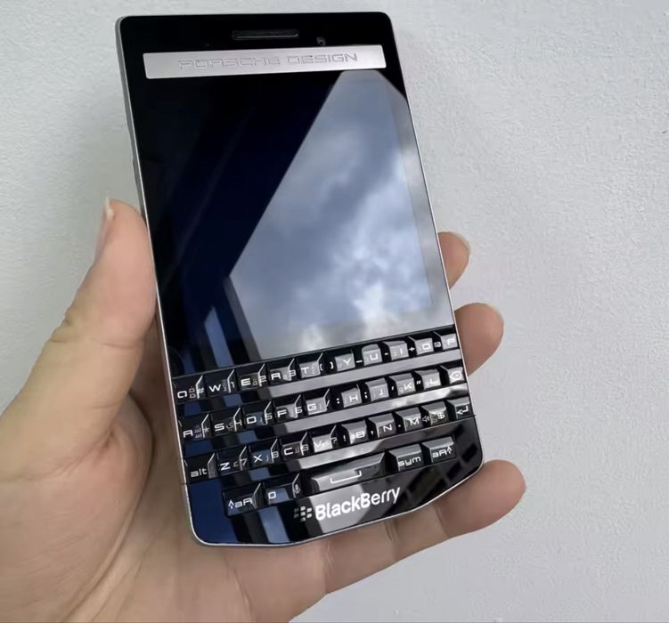 Porsche design blackberry novos
