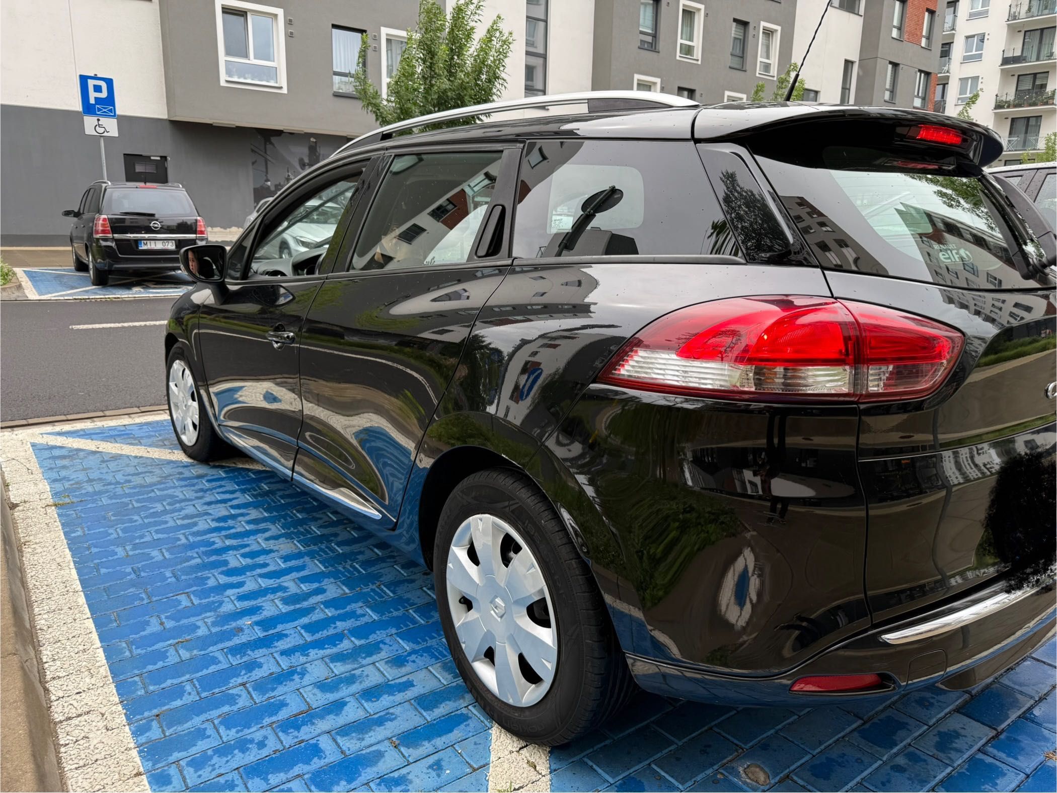 Renault Clio Grandtour - 2014 - 174000 km