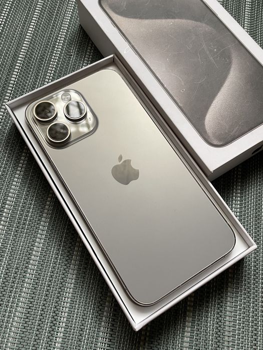 iPhone 15 Pro Max 256GB Natural Titanium