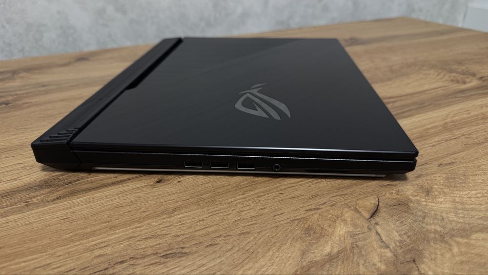 Игровой ноутбук ASUS Rog Strix G15