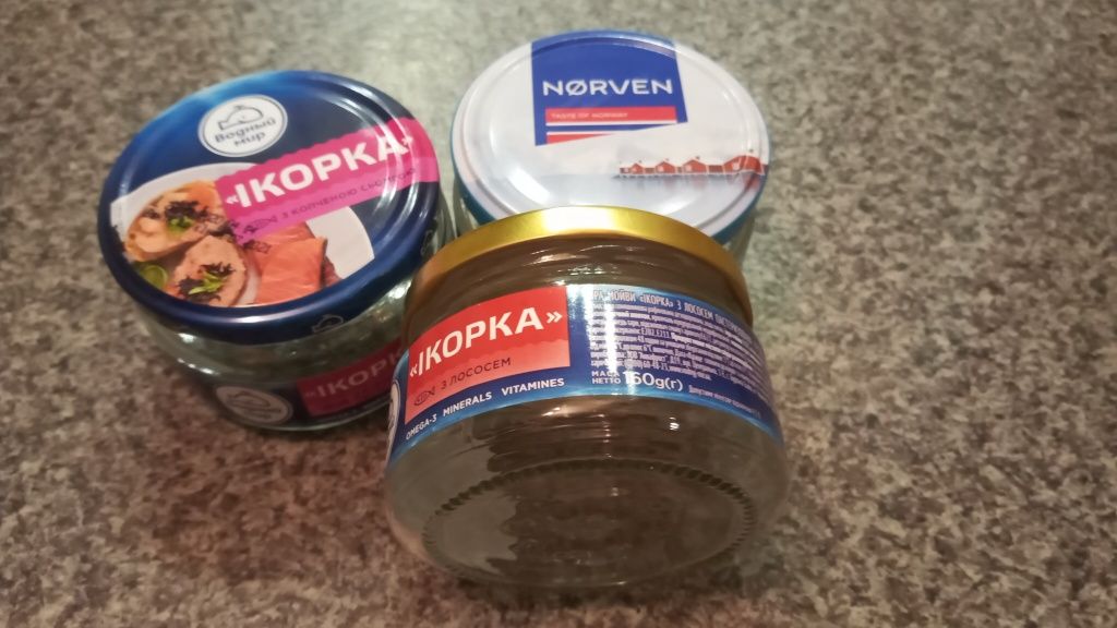 Банки стеклянные.