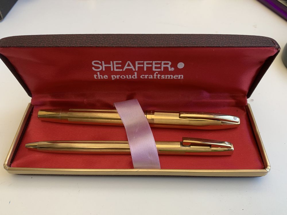 Conjunto de canetas Sheafer com aparo em ouro 14k