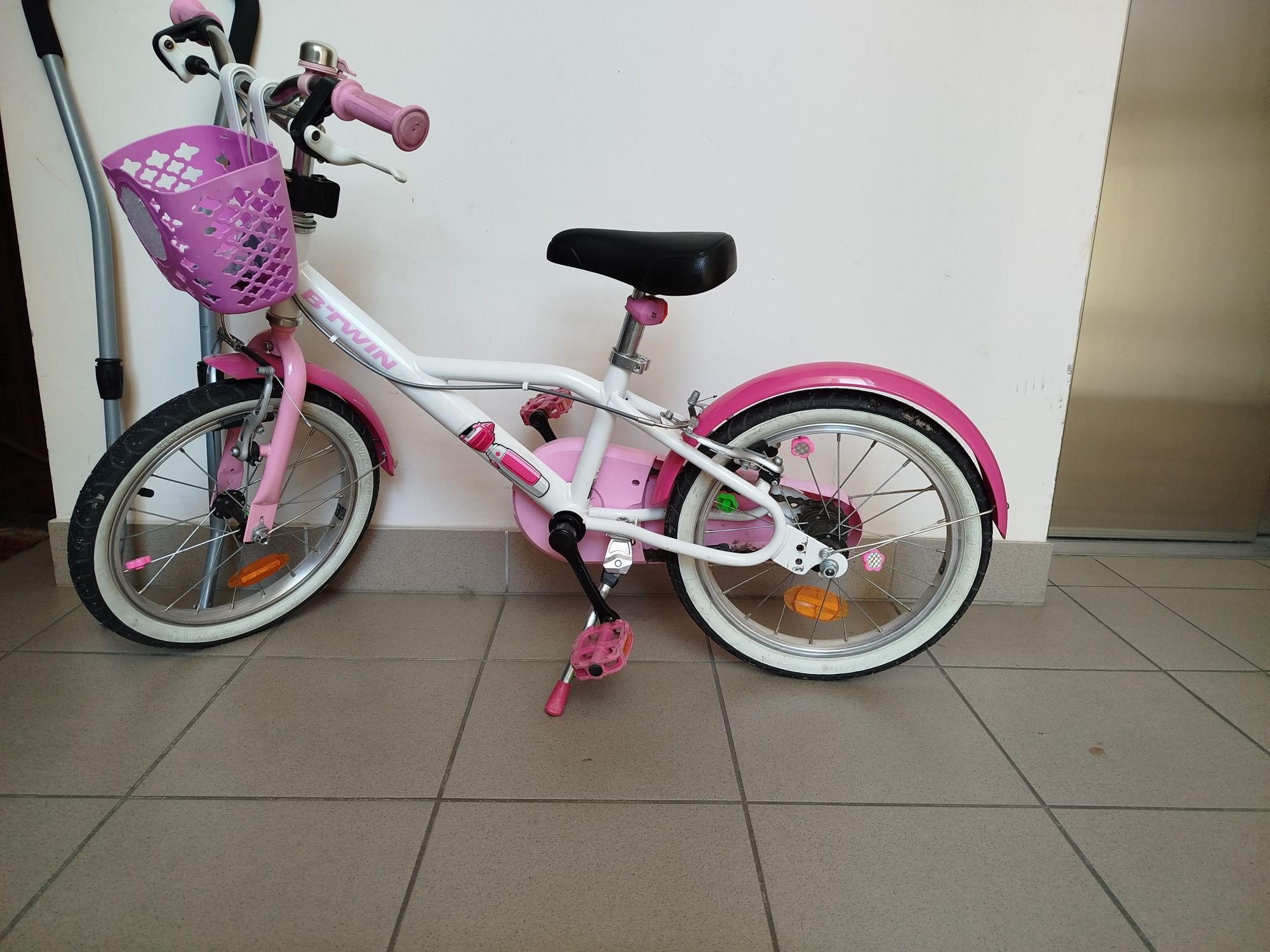 Rowerek dziecięcy B'twin Docto girl 500 plus pałąk, 16 cali