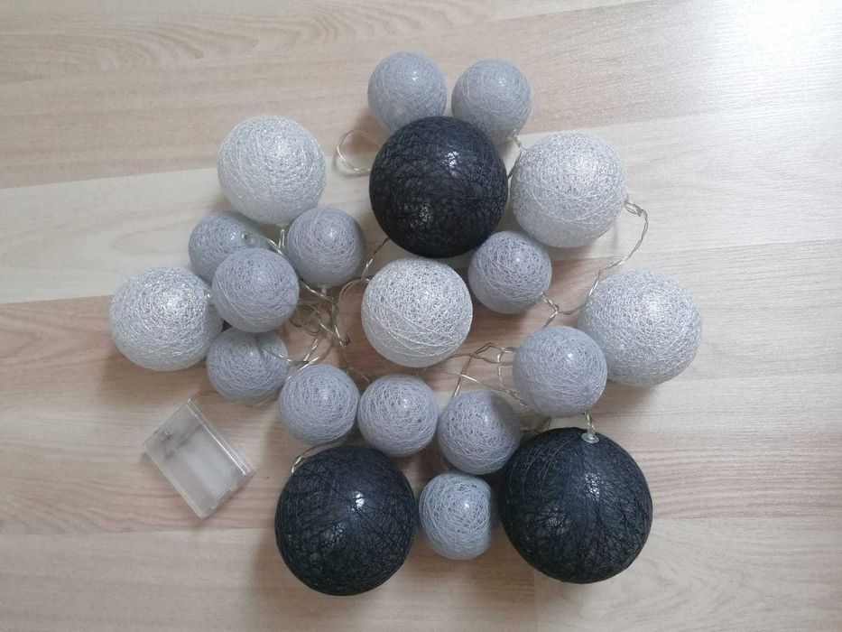 Kule świetlne, girlanda z kul, lamki, Cottonbal