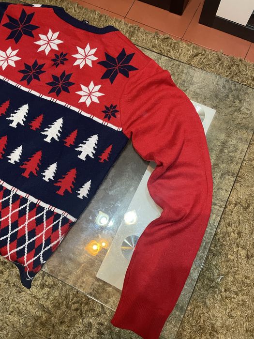 NFL New England Patriots Christmas Sweater – Size L