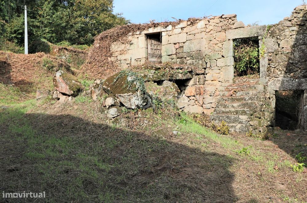 Ruína T2 em Touvedo - Ponte da Barca