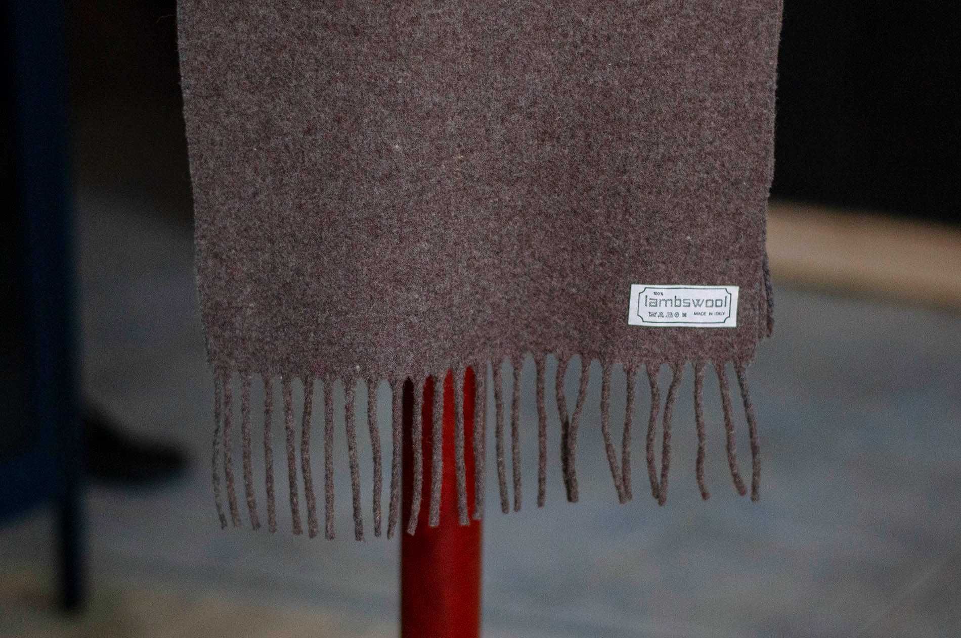 Włoski szal Saddler, 100% wełna, brązowy, old money, Pure Lambswool