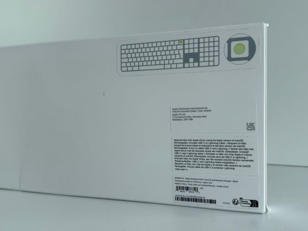Клавіатура Apple Magic Keyboard with Touch ID Numeric Keypad MMMR3T