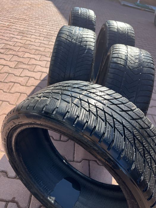 Opony zimowe w bardzo dobrym stanie