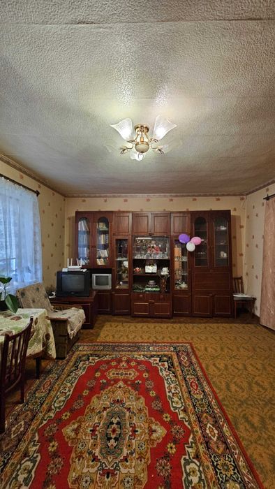 Продам Дом 4 комнаты участок 6 соток