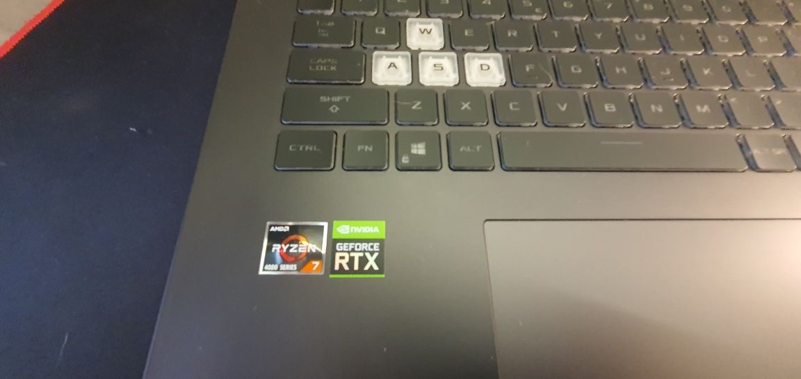 Laptop Asus Rog Strix G17