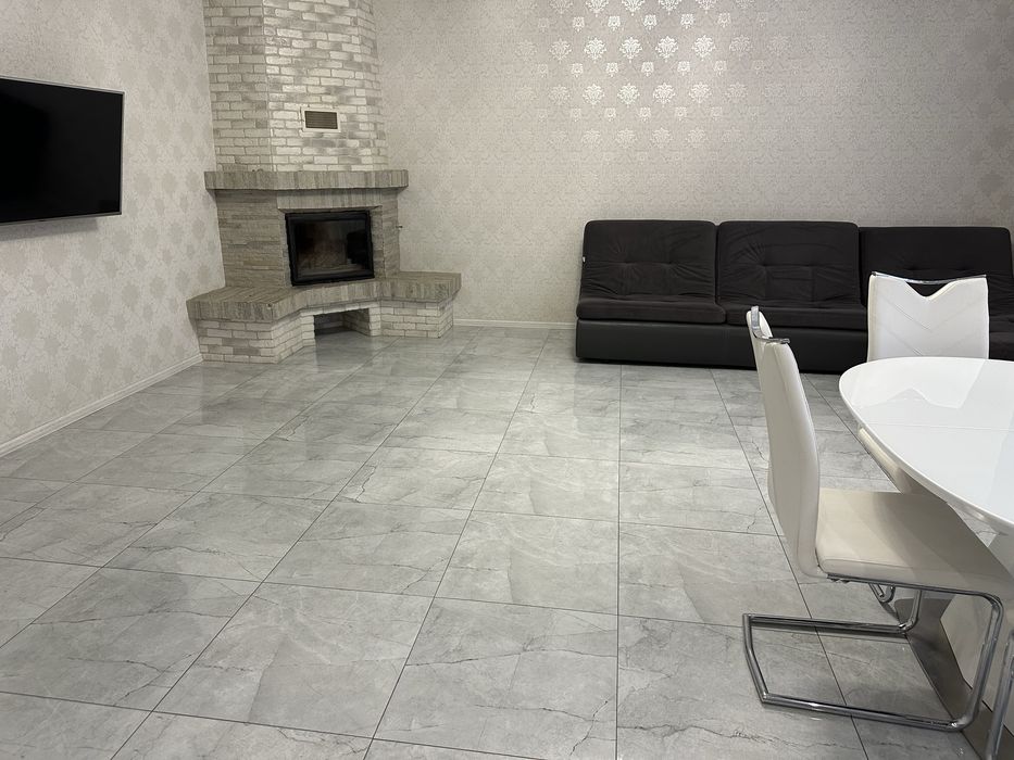 Будинок з ремонтом, котедж з газом