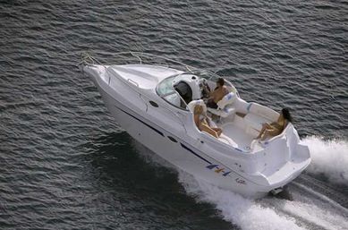Jacht motorowy łódż kajutowa Lema Gold 2 volvo penta 4,3 v6  przyczepa