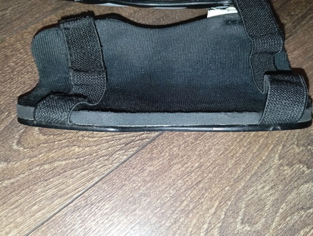 Nagolenniki męskie za chłopięce Adidas