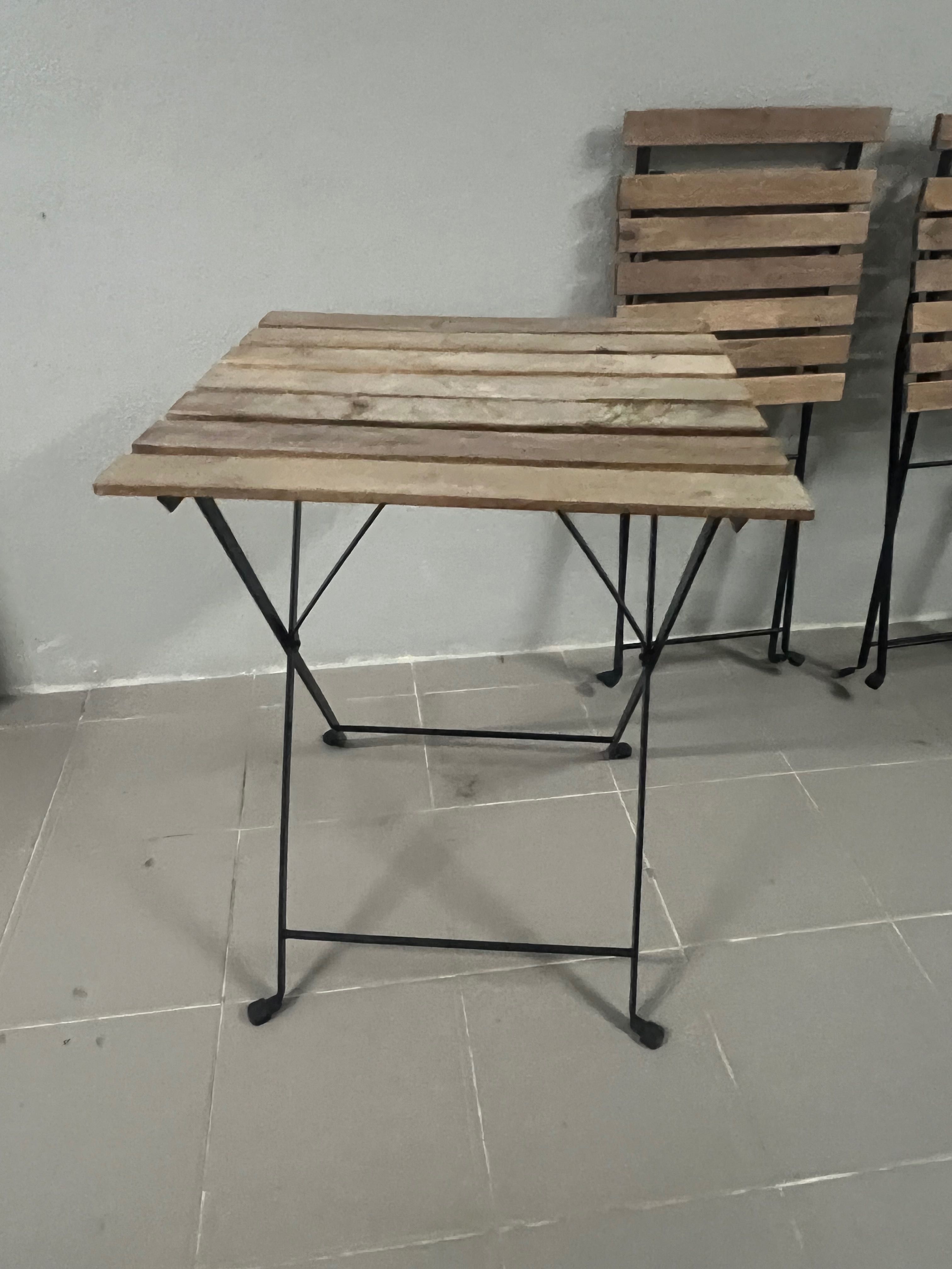 Conjunto mesa Bistrô Ikea e outras cadeiras