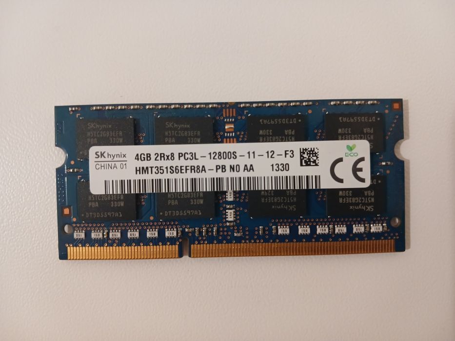 Оперативна память SK hynix DDR3 4Gb HMT351S6EFR8A Стан ідеал