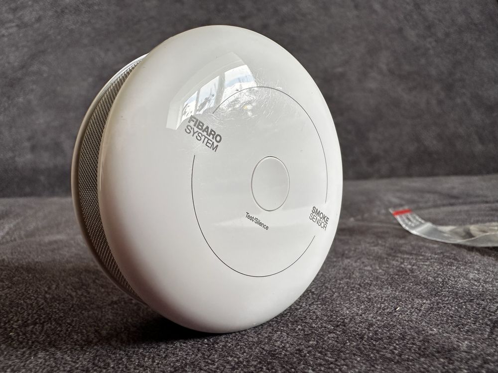 Датчик задимлення Fibaro Smoke Sensor