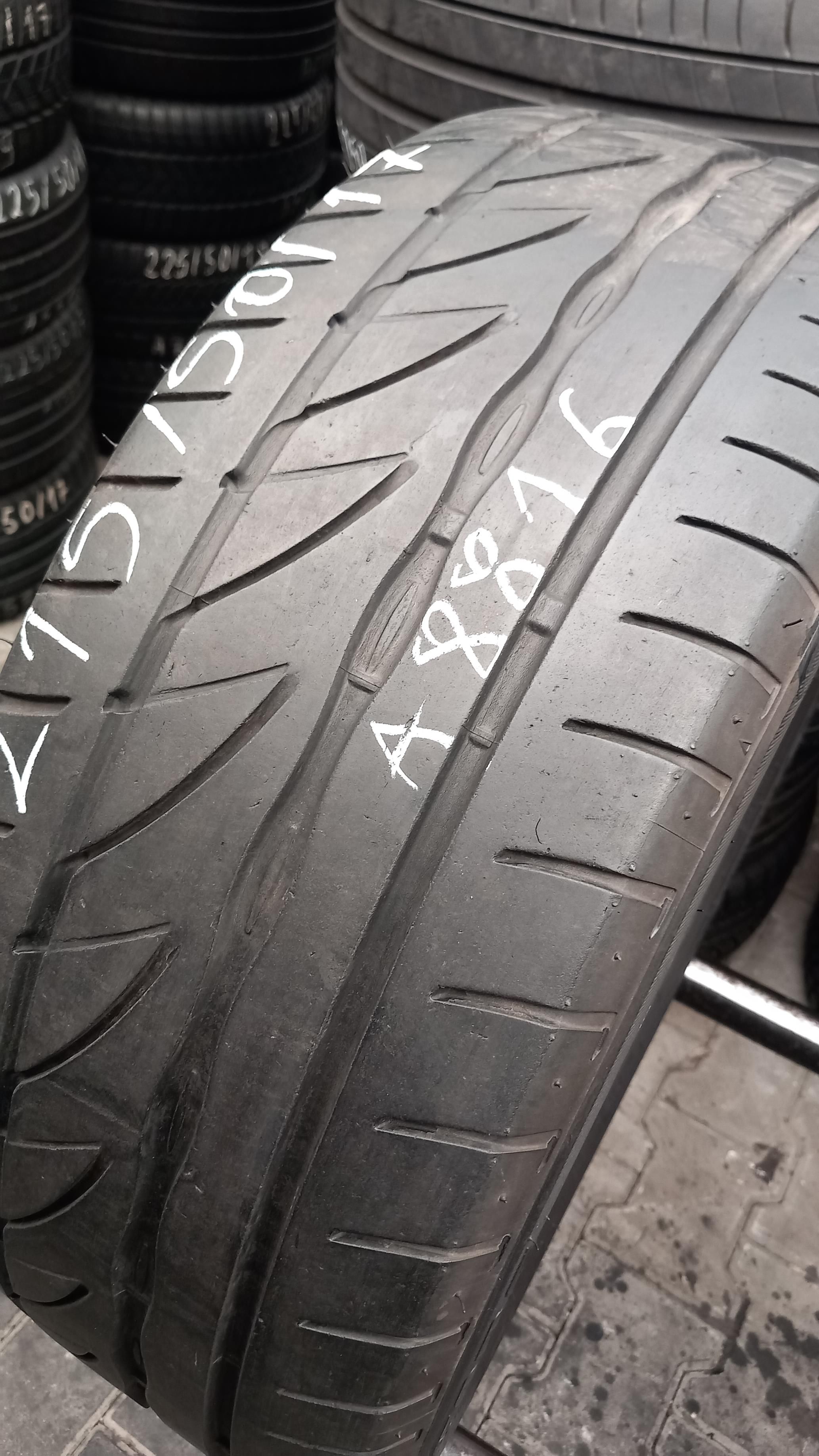 215/50/17 Bridgestone Potenza Adrenalin RE002 91W