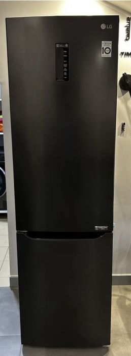 Холодильник LG, с морозильной камерой, с гарантией, цвет графит
