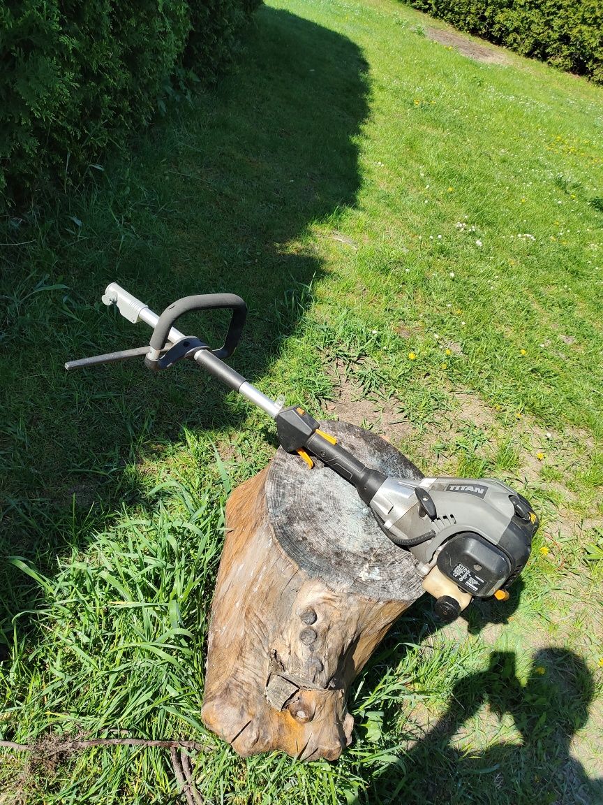 TITAN TTK587GDO Kosa spalinowa Trymer 4w1