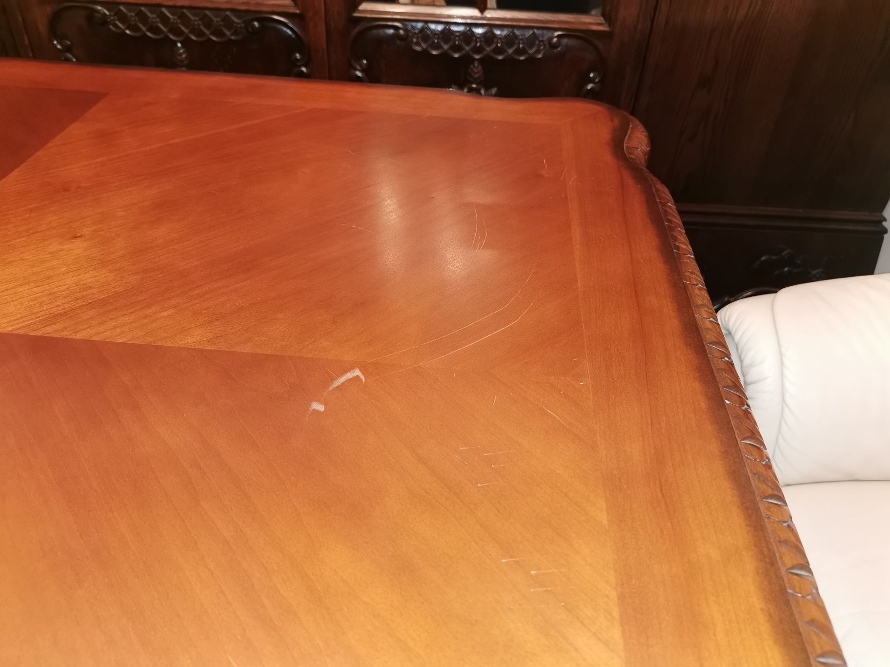 Duży stół stylowy