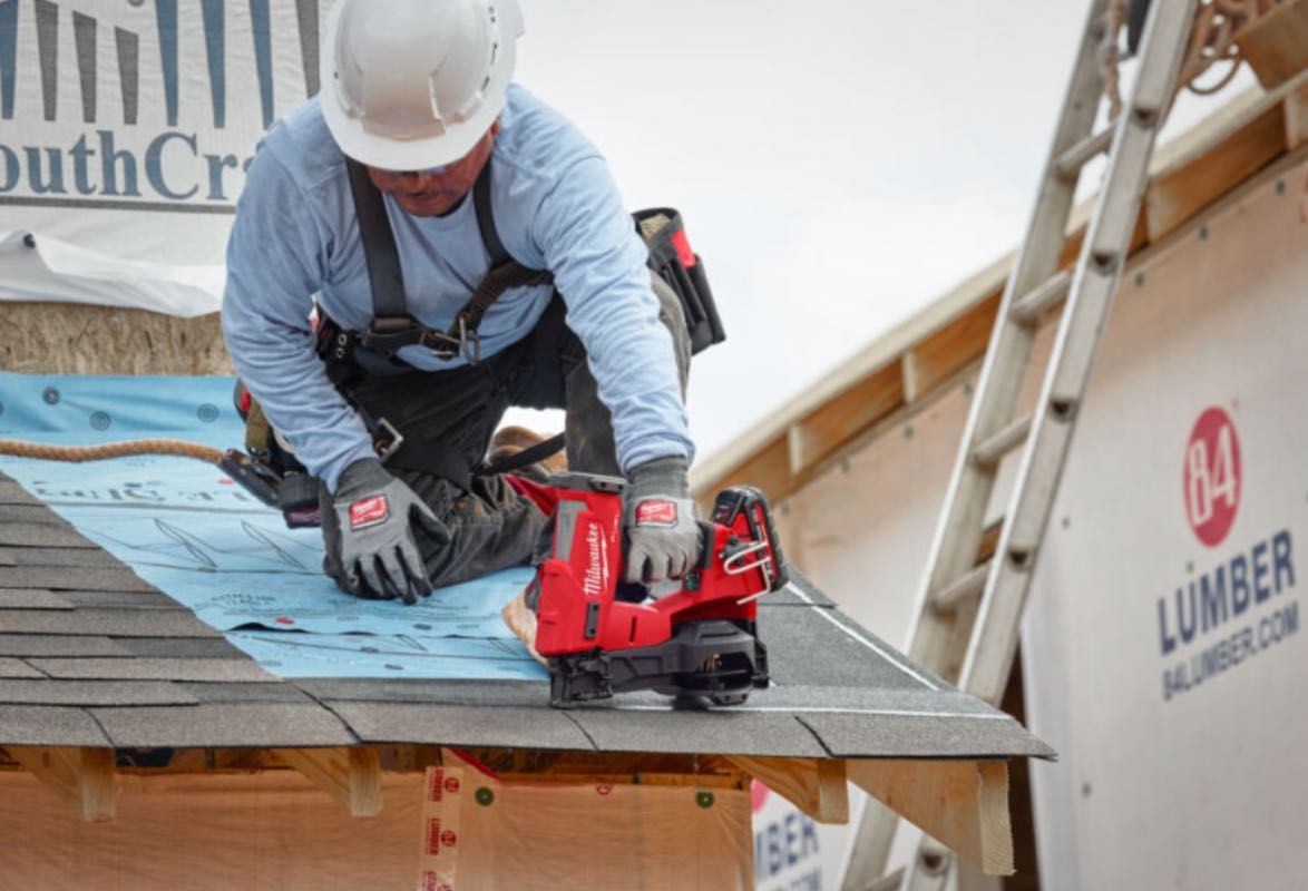 Пістолет цвяхозабивний акумуляторний MILWAUKEE M18 FRCN45-0X (HD кейс)