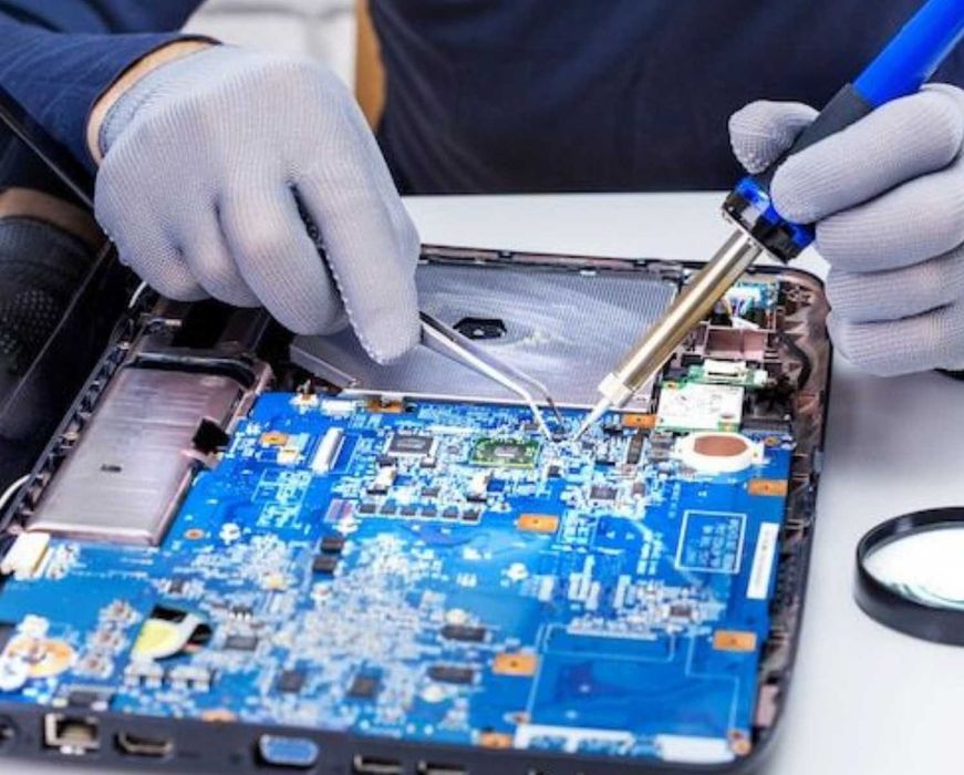 Serwis naprawa komputerów i laptopów MacBook PC Żelazna 89 W-wa