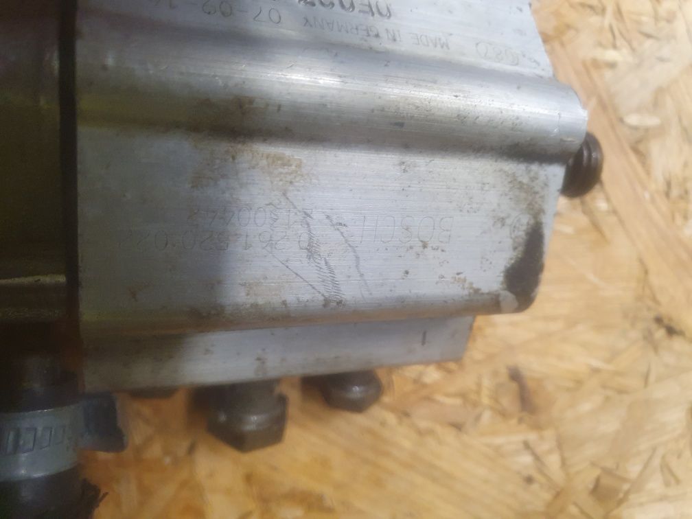 pompa wysokiego ciśnienia paliwa bosch audi vw 2.0 fsi awa 150k